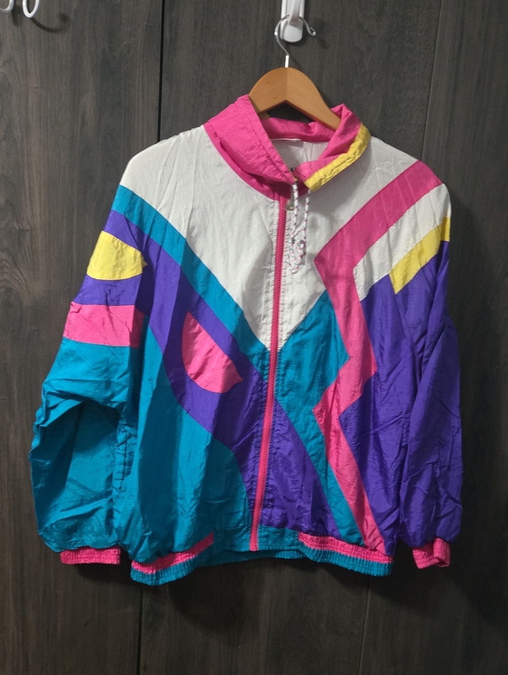 Vintage Casual Isle Windbreaker Jacket